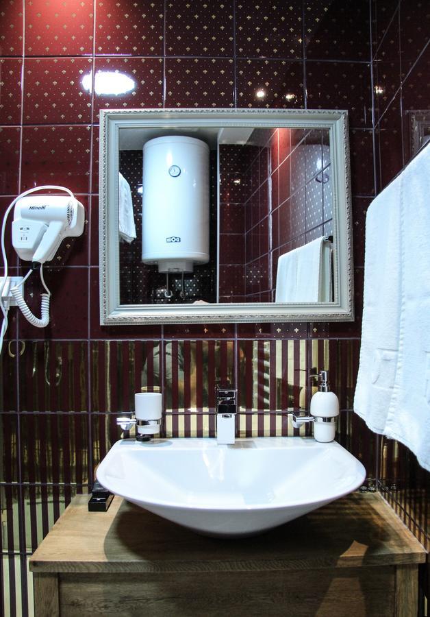 B&B Villa Panuka Pančevo Buitenkant foto