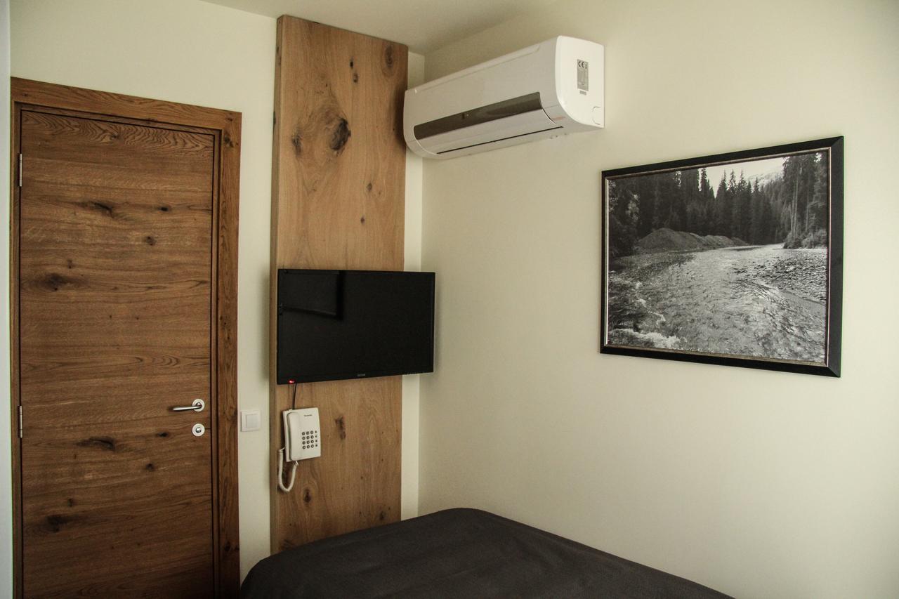 B&B Villa Panuka Pančevo Buitenkant foto