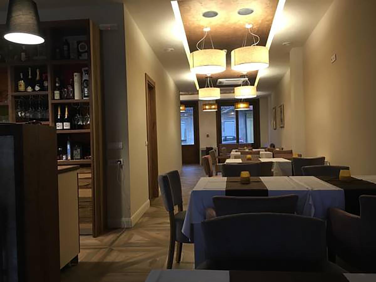 B&B Villa Panuka Pančevo Buitenkant foto